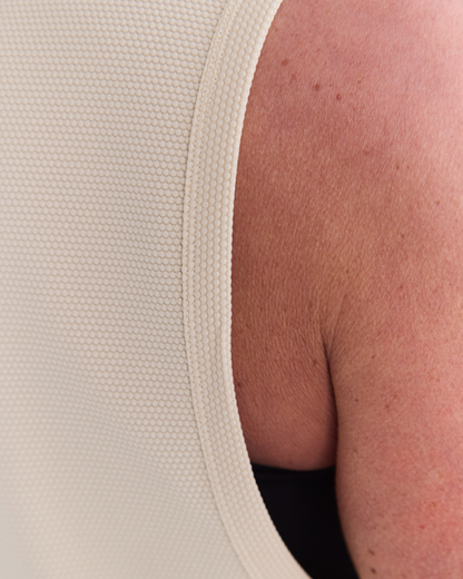 Waffle drop arm vest
