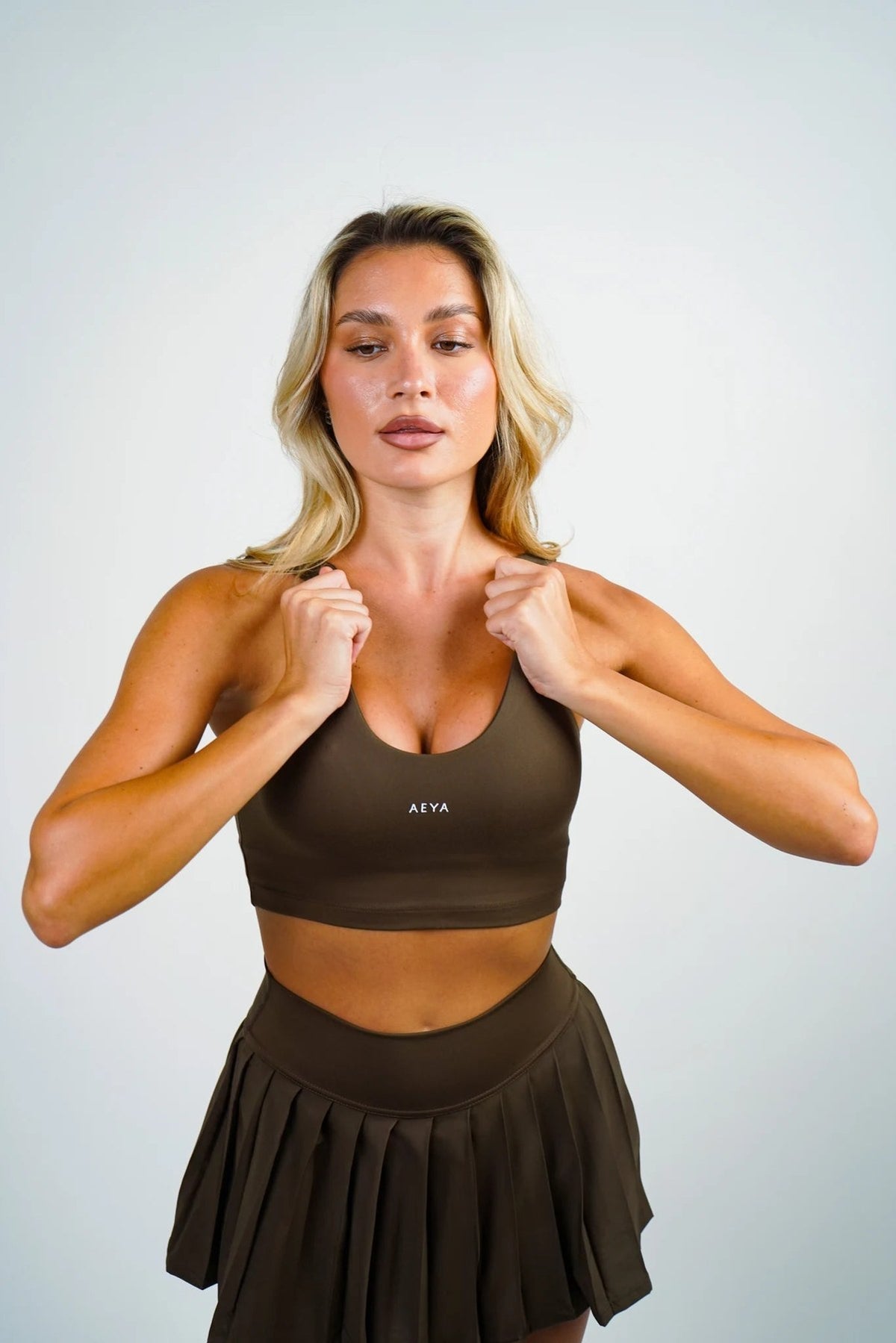 AEYA Women's Sports Bra - Espresso